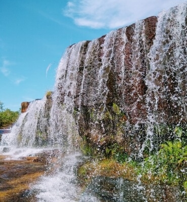 Cachoeiras do Vale do Araguaia - Pegadas no Cerrado