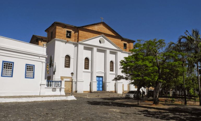 FOCO NO TURISMO RELIGIOSO: GOVERNO INVESTE EM PROJETO DE RESTAURAÇÃO DE IGREJAS 